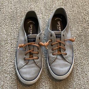 Women’s Sperry shoes